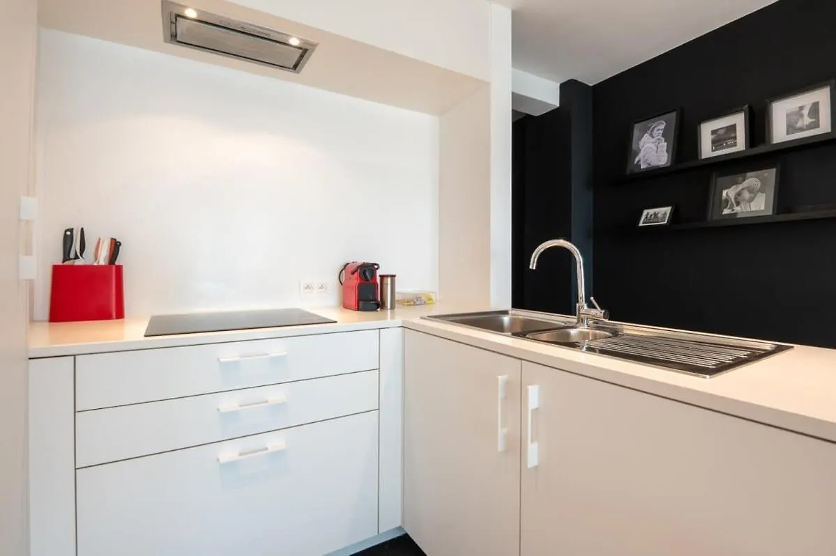 Eliza - Luxurious Apartment With Stunning Sea Views Οστένδη
