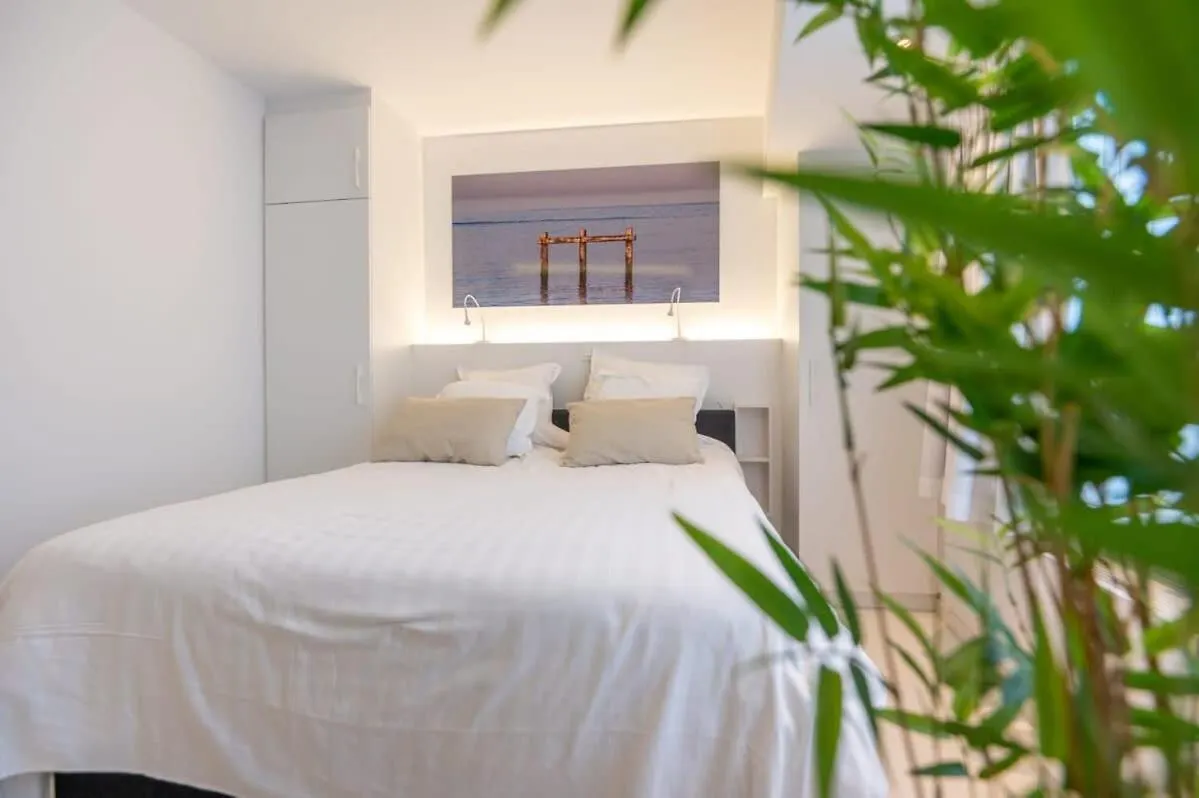 Eliza - Luxurious Apartment With Stunning Sea Views Οστένδη